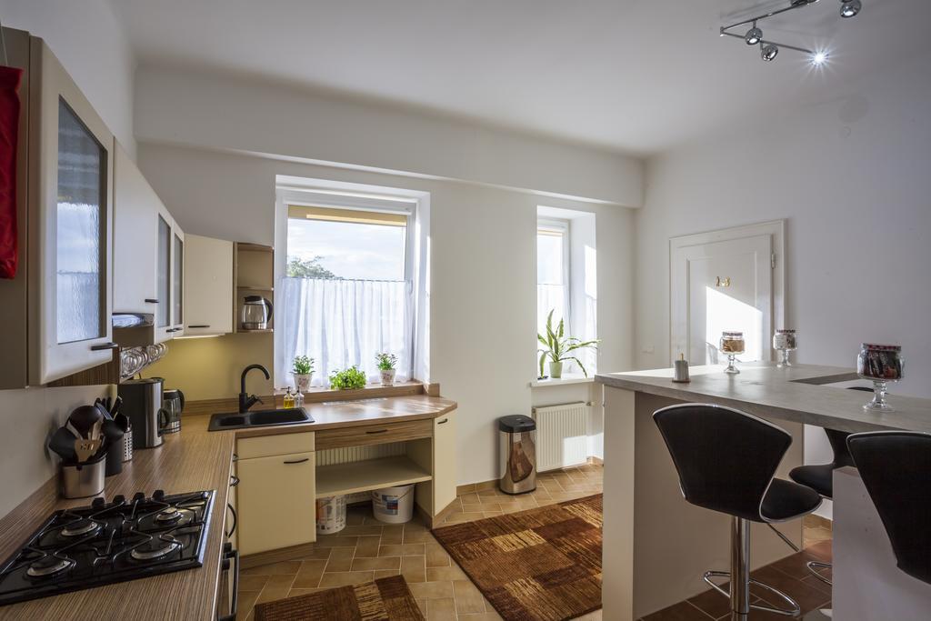 Luxury Air-Conditioned Rooms In Old Town Bratislava Extérieur photo