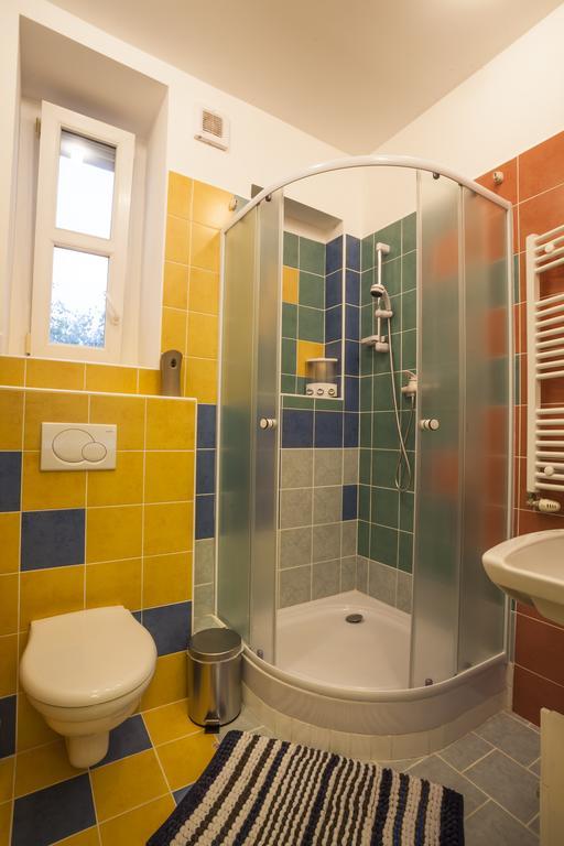 Luxury Air-Conditioned Rooms In Old Town Bratislava Extérieur photo