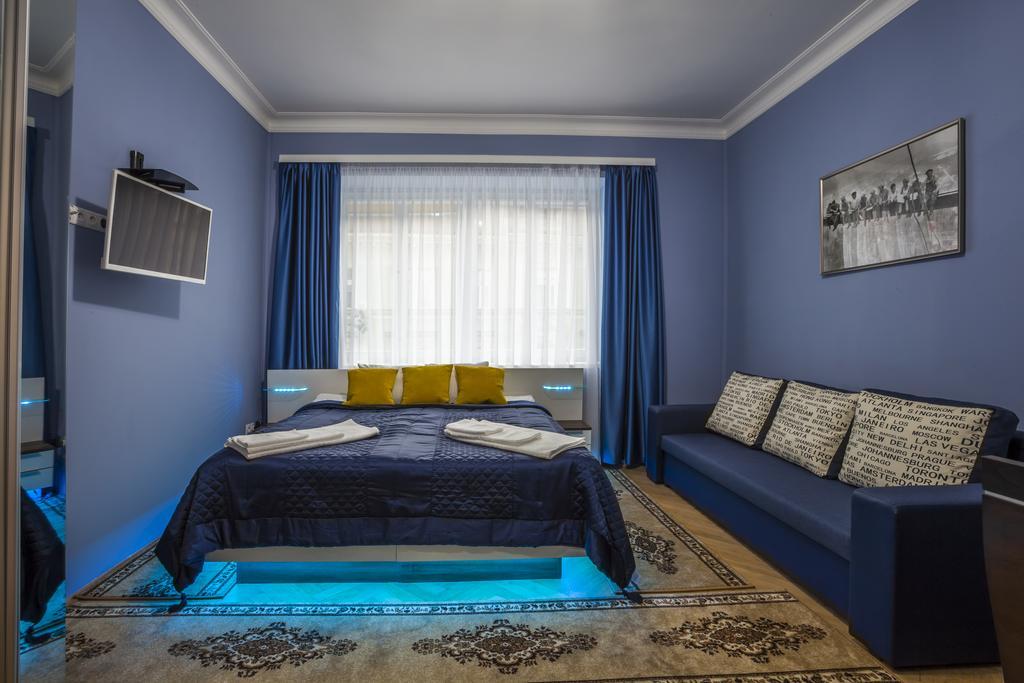 Luxury Air-Conditioned Rooms In Old Town Bratislava Extérieur photo